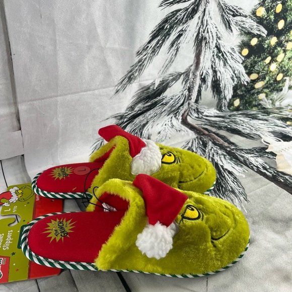 The Grinch :L(9/10) Women Christmas Holiday Slide Slippers/Socks Multi Color - Picture 5 of 8